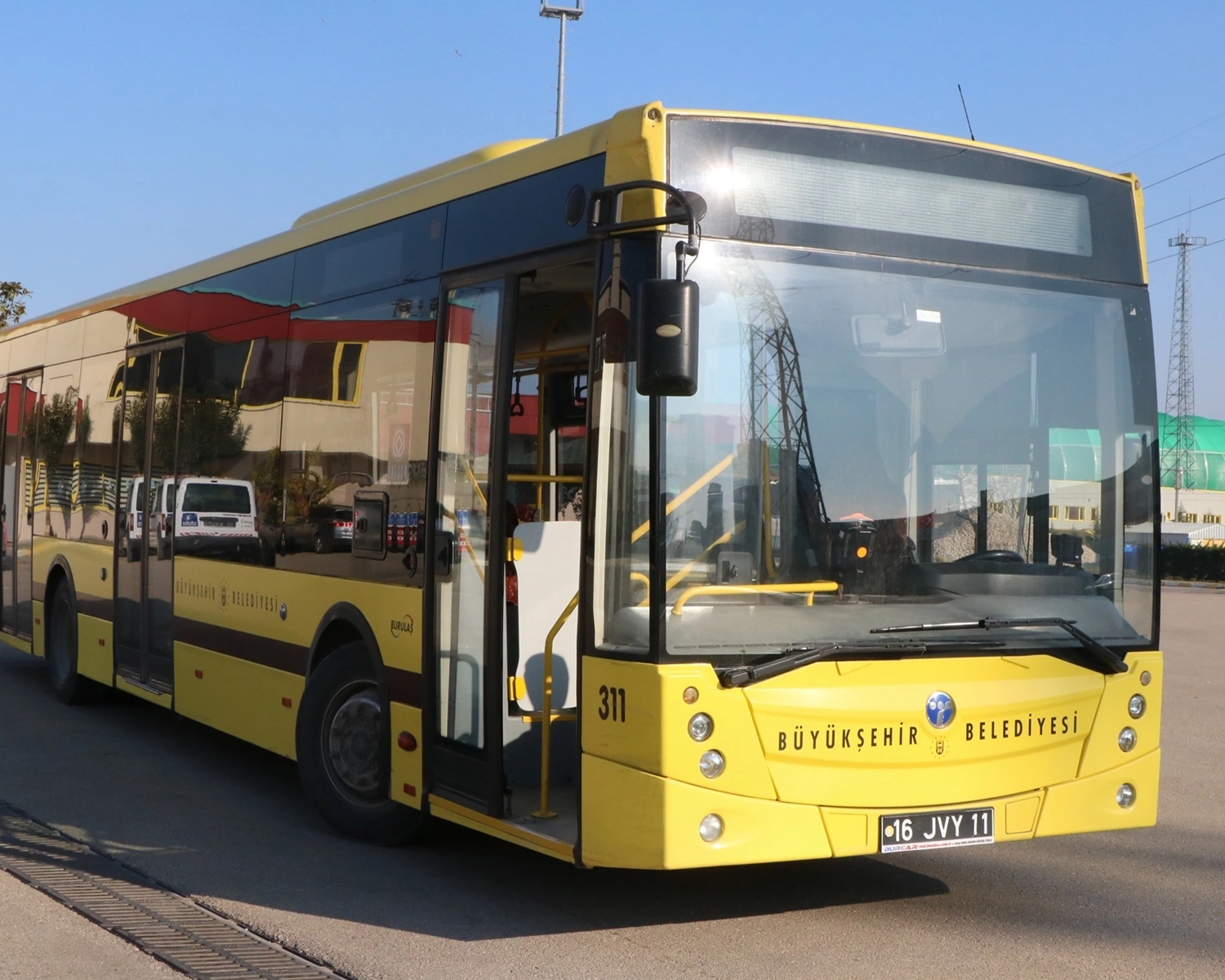 Otobüs Cam Değişimi